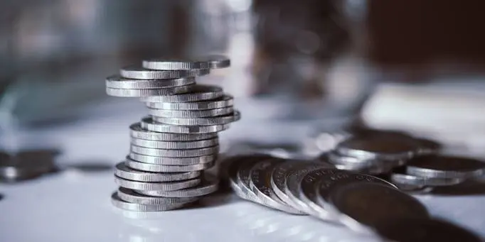 Costul unui trai decent pentru o familie cu doi copii a depășit 11.600 de lei pe lună